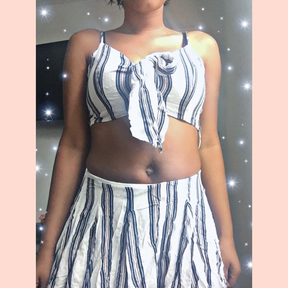 Navy blue stripped bow two piece outfit